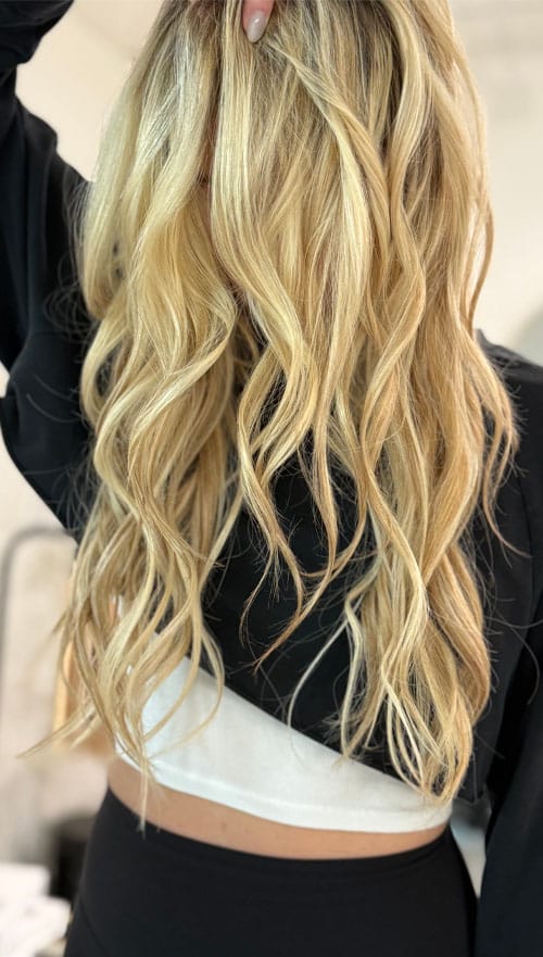 blonde wavy hair extensions final result wpb